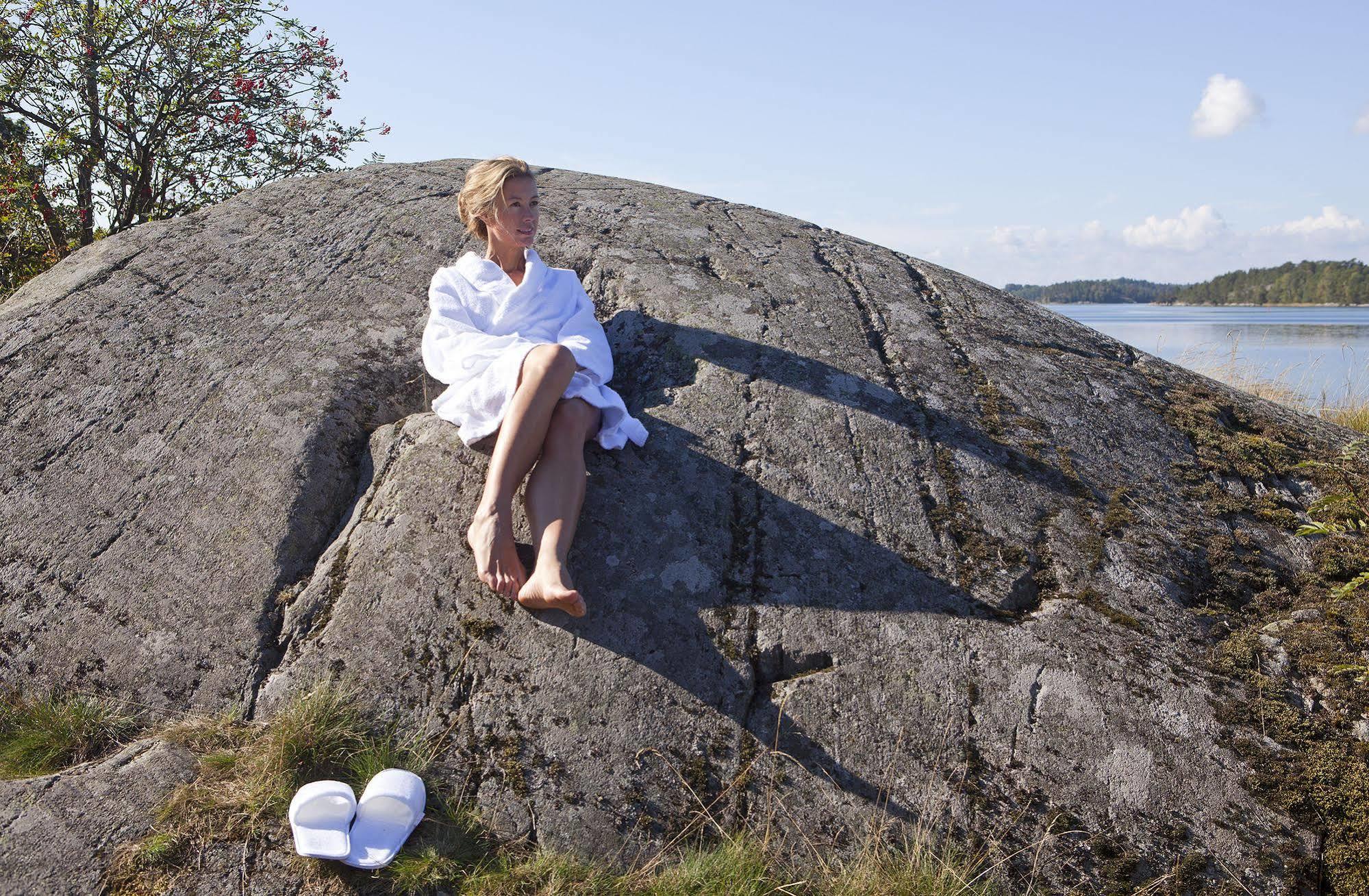 Djuroenaeset Hotell & Konferens Djurhamn 外观 照片