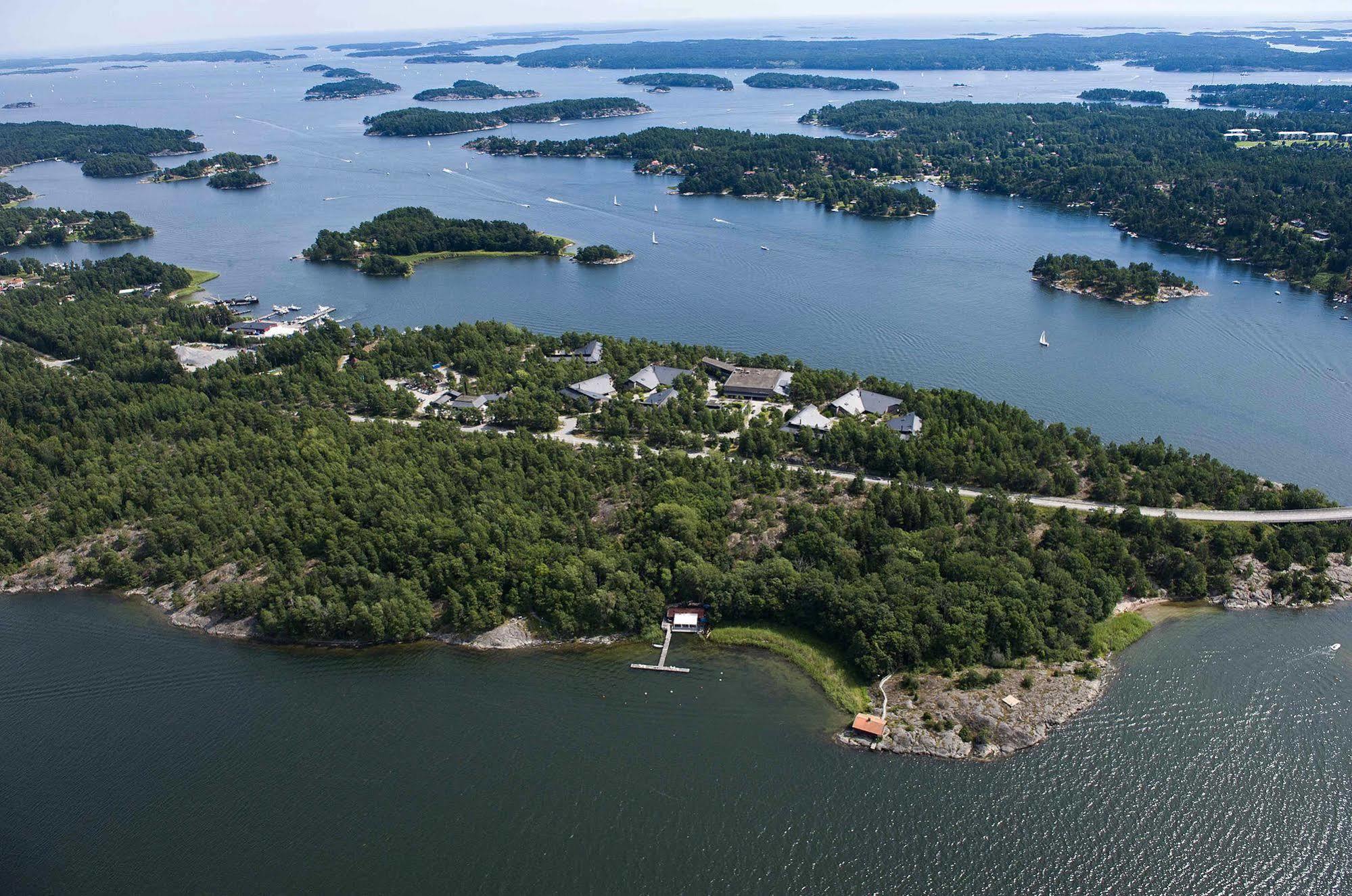 Djuroenaeset Hotell & Konferens Djurhamn 外观 照片