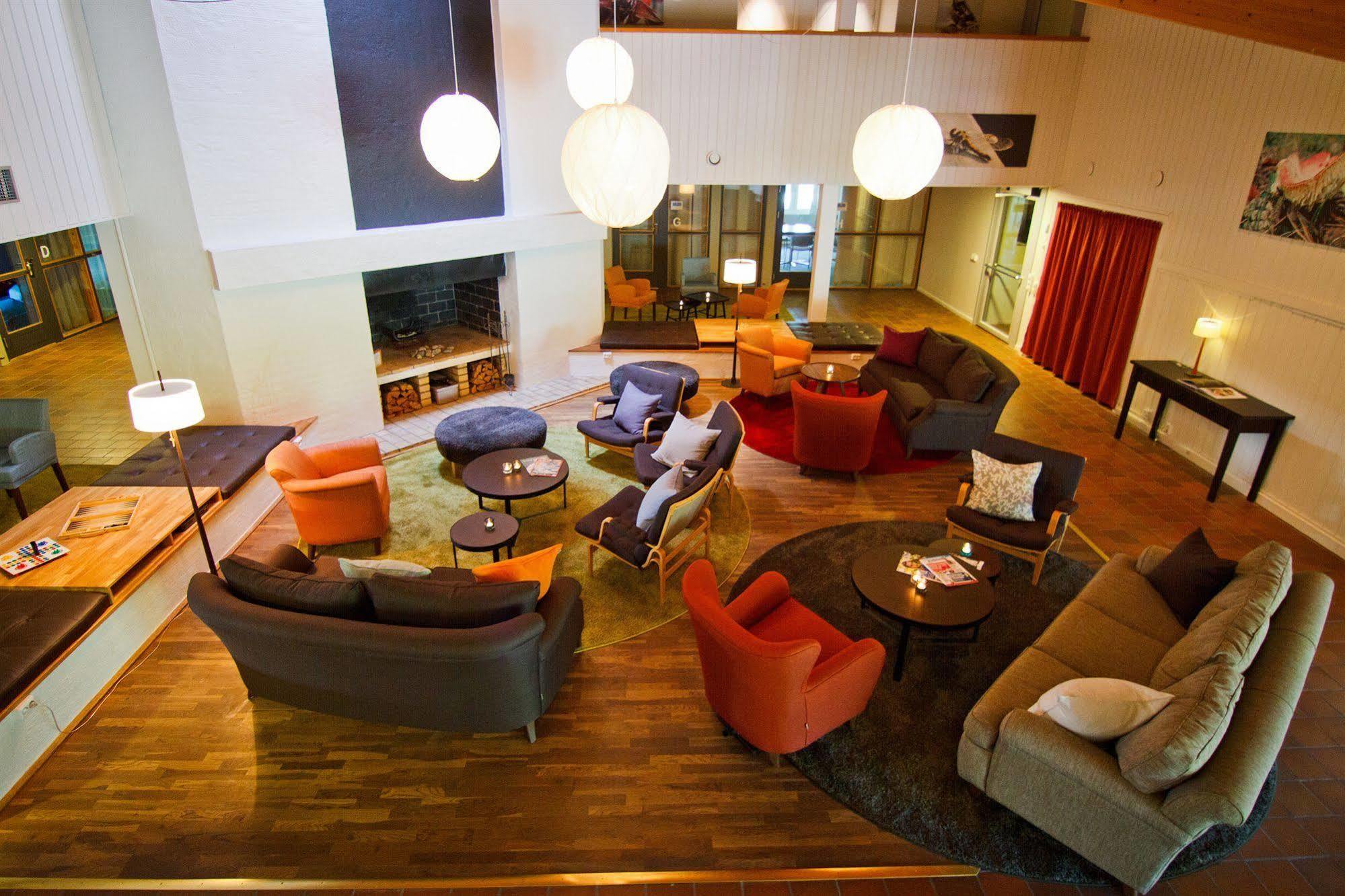 Djuroenaeset Hotell & Konferens Djurhamn 外观 照片