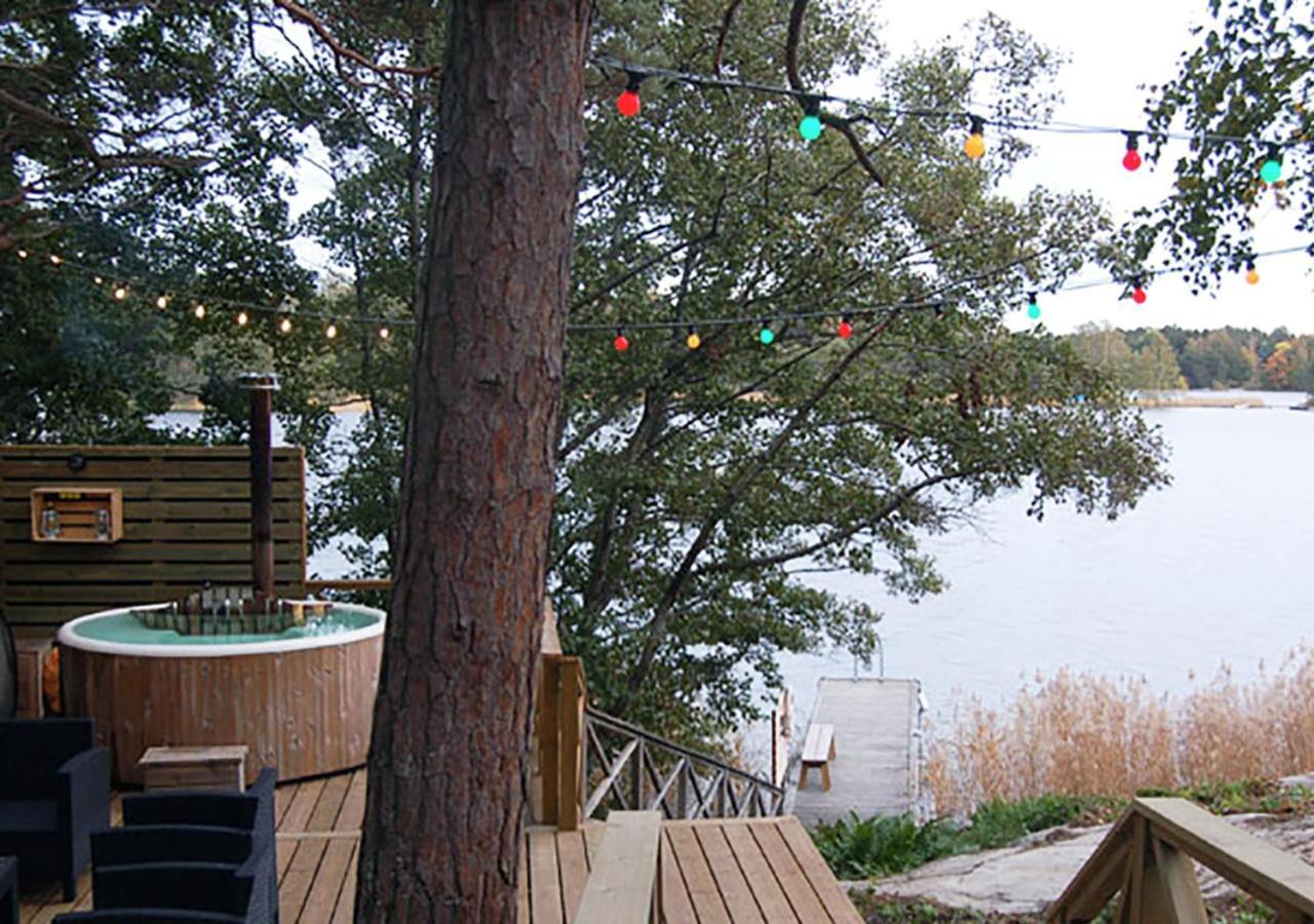 Djuroenaeset Hotell & Konferens Djurhamn 外观 照片